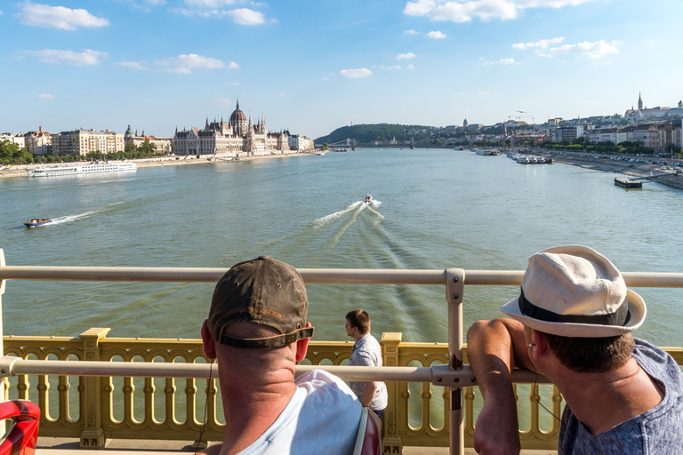 Budapest: Tour turistico Hop-On Hop-Off con il Big BusAutobus Hop-On Hop-Off per 2 giorni, crociera fluviale e tour a piedi guidato