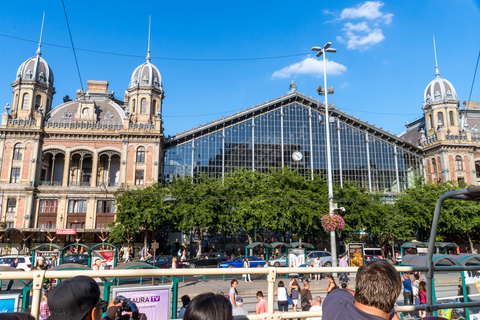 Budapest: Tour turistico Hop-On Hop-Off con il Big BusAutobus Hop-On Hop-Off per 2 giorni, crociera fluviale e tour a piedi guidato