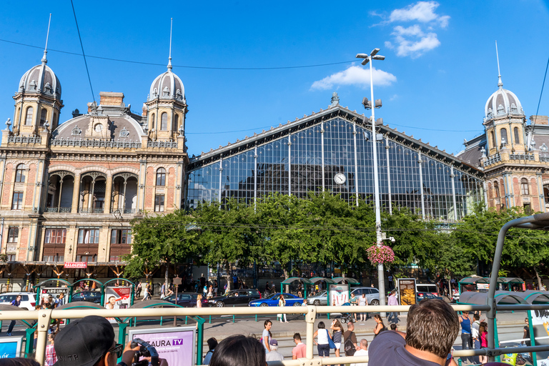 Budapest: Tour turistico Hop-On Hop-Off con il Big BusAutobus Hop-On Hop-Off per 2 giorni, crociera fluviale e tour a piedi guidato