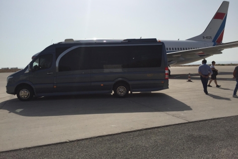 Santorin: TransferserviceTransferservice vom Hotel zum Flughafen