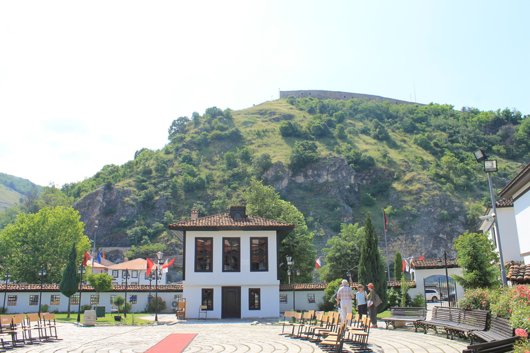 Depuis Skopje : excursion privée à Pristina et Prizren