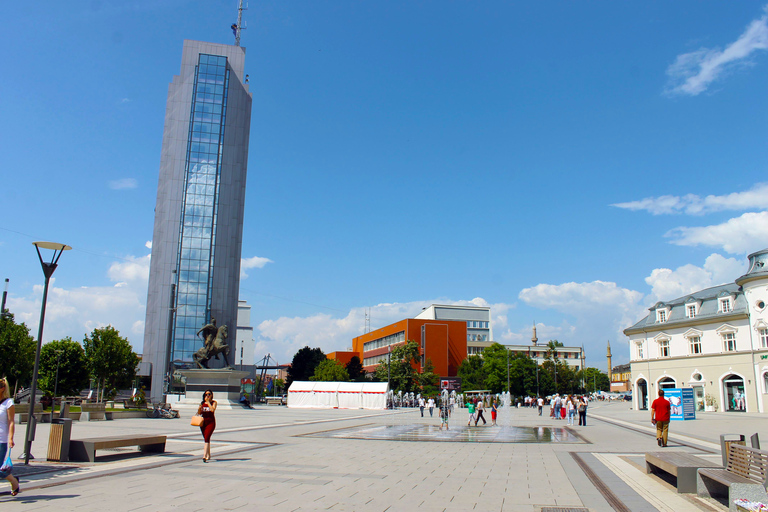 De Skopje: Pristina e Prizren - passeio turístico particularExcursão Particular por Pristina e Prizren saindo de Escópia