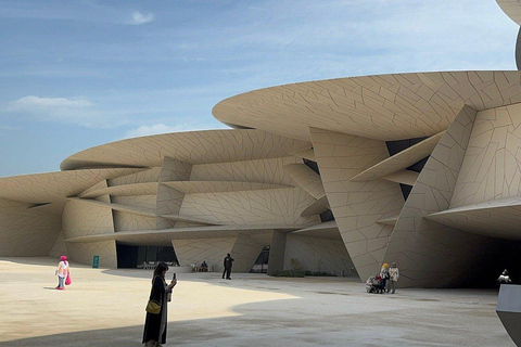 Doha: Private Städtetour mit Souk Waqif &amp; Katara VillageDoha: Private Stadtrundfahrt mit Souk Waqif &amp; Katara Village