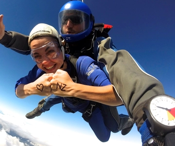 Auckland: 13000, 16000 eller 18000 fot Tandem Skydive