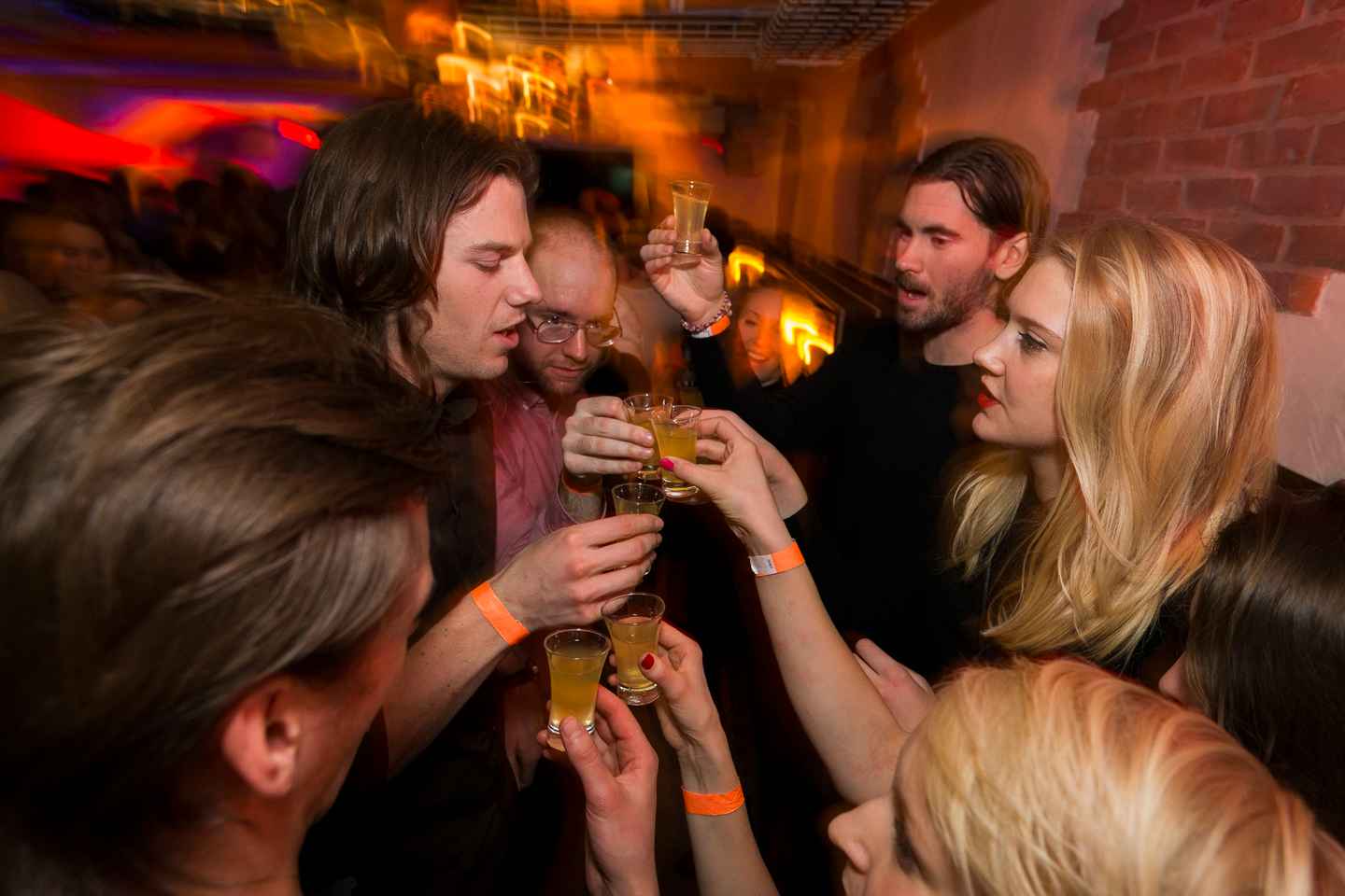 best pub crawl and nightlife tour