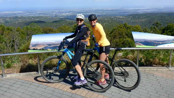 mount lofty downhill bike tour cleland wildlife park besøk