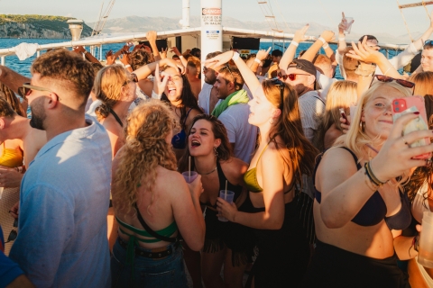 Split: Blaue Lagune Party-Kreuzfahrt mit Badestopp & After PartySplit: Party-Kreuzfahrt mit Badestopp in der Blauen Lagune & After Party