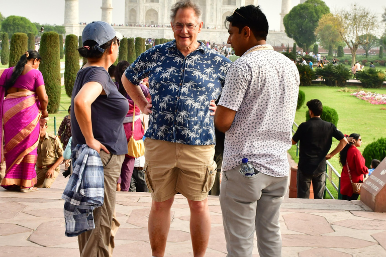 From Delhi: Taj Mahal Day Trip with Traditional Indian Lunch Delhi: Taj Mahal with Traditional Indian Lunch, Car, Tickets