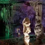 Da Capodistria: Tour delle grotte di Postumia e del castello di Predjama