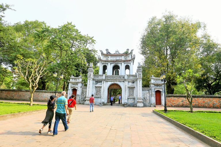 Private Hanoi: Crowd-free Morning Highlights of the CityPrivate Tour