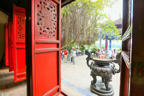 Private Hanoi: Crowd-free Morning Highlights of the CityPrivate Tour