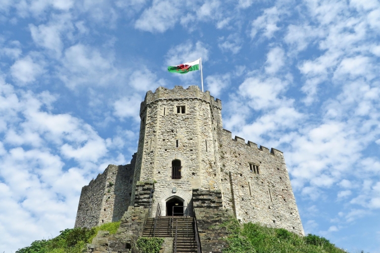Cardiff Welcome Tour: Private Tour with a Local 2-Tour Tour