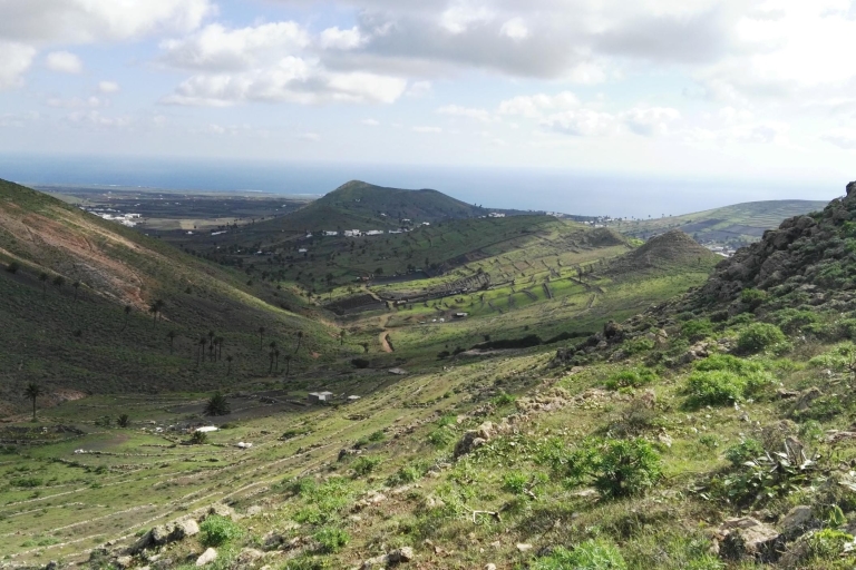 Lanzarote : Randonnée dans les falaises et les vallées du nordLanzarote : La randonnée des falaises et vallées du nord en français