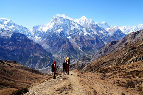 Aventura épica no vale de Nar Phu: Uma trilha de 6 dias saindo de Pokhara