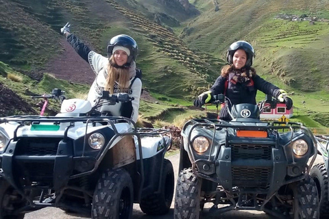 Från Cusco: Rainbow Mountain i ATV (fyrhjuling) + LivsmedelRegnbågsberg i ATV