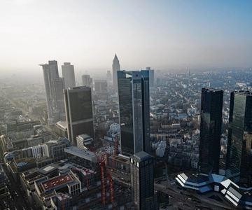 Welcome to Frankfurt: Private Tour with a Local