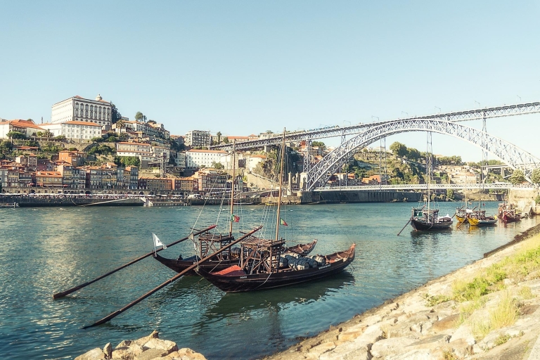 Wizyta powitalna w Porto: prywatna wycieczka z lokalnymiOficjalne powitanie w Porto: Prywatna wycieczka z lokalnymi: 3 godziny