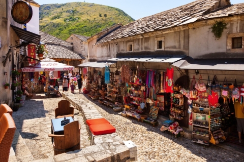Desde Split o Trogir: tour en grupo Mostar y cascada KravicaDesde Trogir: tour en grupo Mostar y cascada Kravica