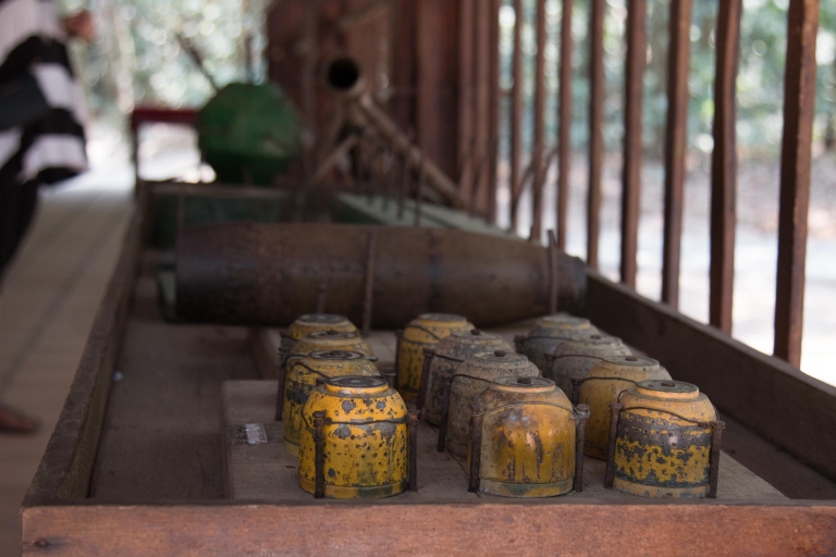 Hô-Chi-Minh-Ville : musée de la guerre et tunnels de Cu ChiVisite en petit groupe du musée des vestiges de la guerre et des tunnels de Cu Chi