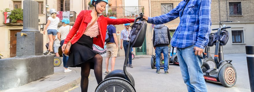 Barcelone : Visite guidée en Segway de la ville et du bord de mer