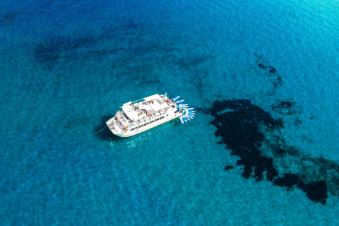 Ibiza: Crociera in barca a Formentera con pagaia, snorkeling e pranzoIbiza: Crociera in barca a Formentera con snorkeling e pranzo