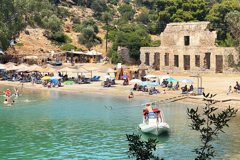 Isola di Poros: escursione di un giorno in autobus da Atene con bagno