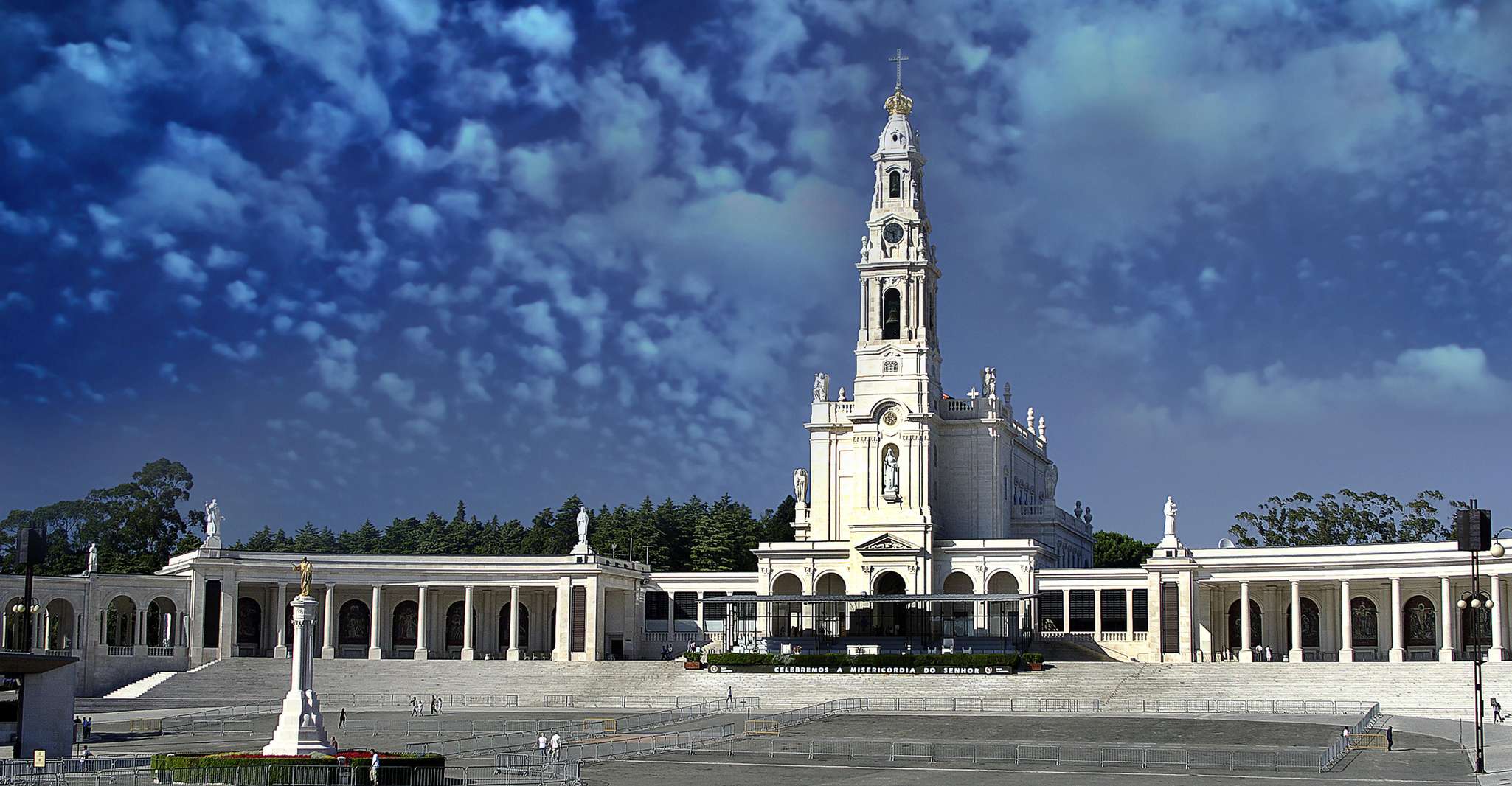 Santuario di Fátima e Coimbra City Tour - Hizvo