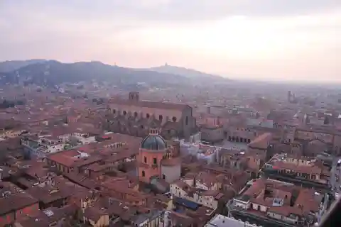Bolonha: Tour particular com um guia local