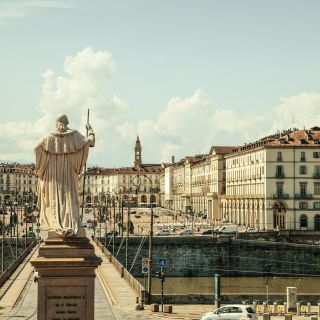 Welcome to Turin: Private Tour with a Local