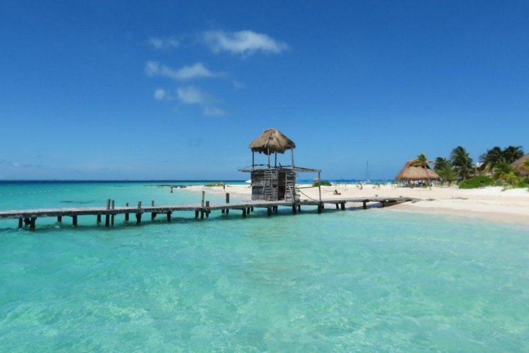 Isla Mujeres: Ganztages-Segeltour mit Mittagessen & Open BarGanztages-Segeltour mit Transfers, Mittagessen und Open Bar