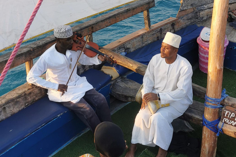 3 ore di crociera in dhow al tramonto a Zanzibar