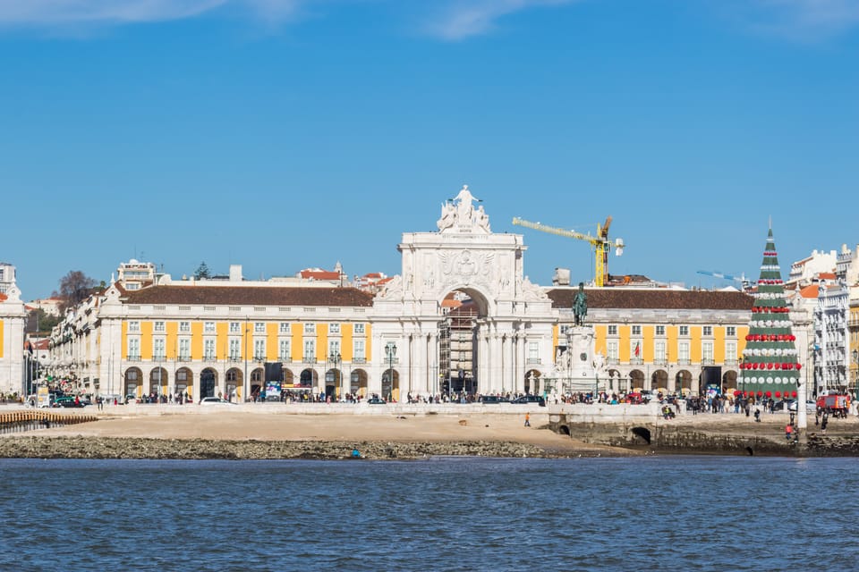 The 5 Best Sailing and River Cruises in Lisbon, Portugal