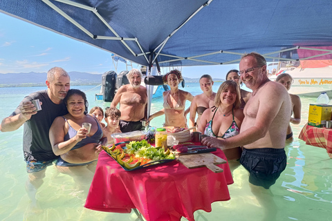Sainte-Rose: Le Grand Cul-de-Sac Marin + Snorkeling + Meal by the Water Sainte-Rose: the large marine cul-de-sac + snorkeling + waterfront meal