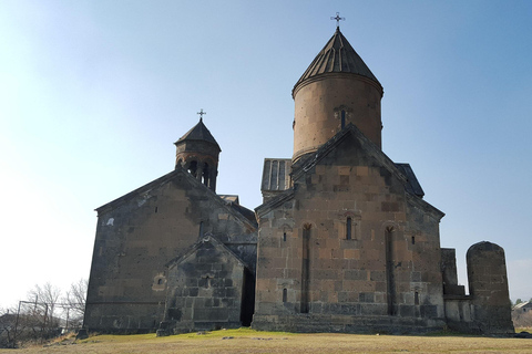 埃里温：安珀德城堡、比乌拉坎天文台与湖泊之旅埃里温：安珀德城堡、比乌拉坎天文台及湖泊游览