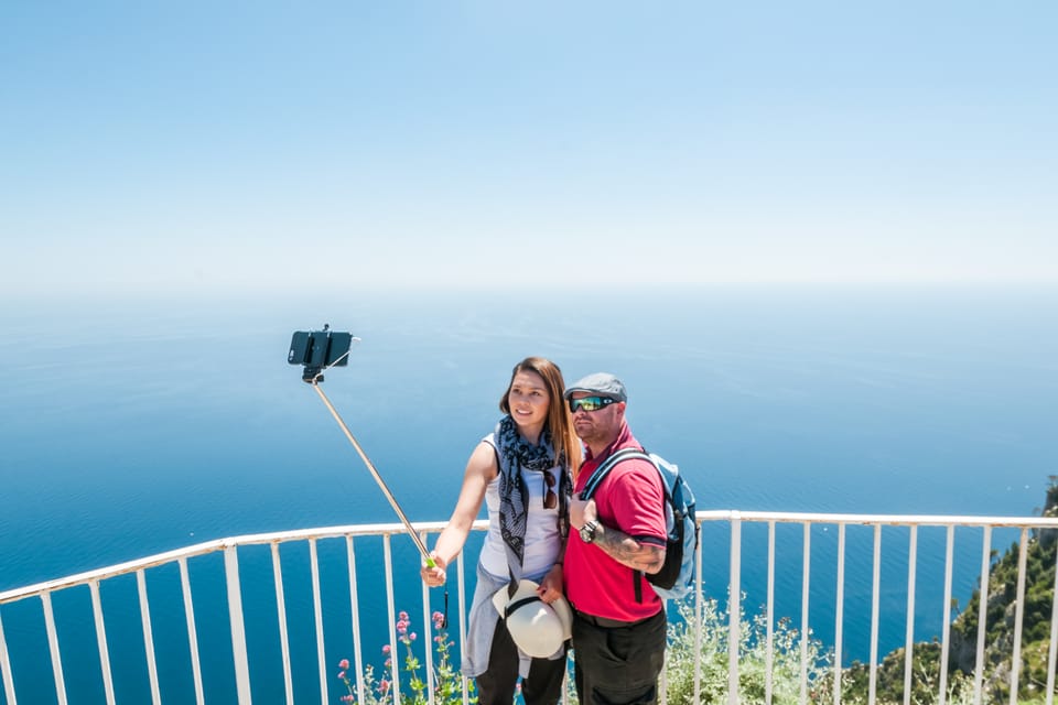 From Rome: Capri Guided Day Trip with Blue Grotto