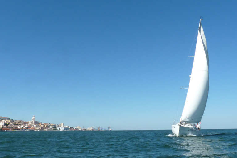 Lisbon 2-Hour Tagus River Sailing Cruise