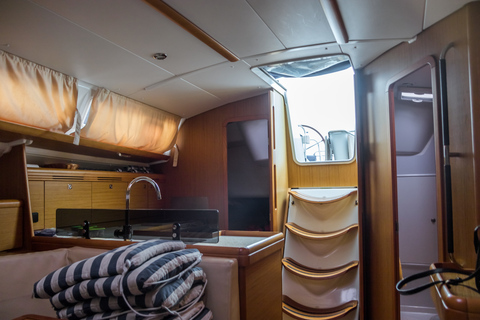 Lisbon 2-Hour Tagus River Sailing Cruise