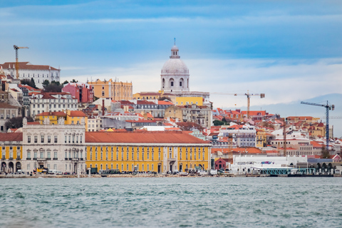 Lisbon 2-Hour Tagus River Sailing Cruise