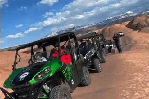 Moab: You Drive Guided Hell's Revenge UTV Tour