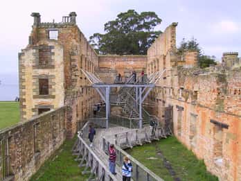 Hobart: Port Arthur & Tasman Park Full-Day Trip with Cruise