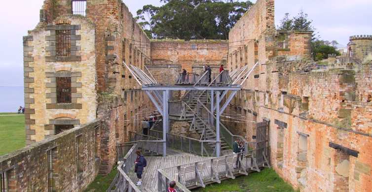 Hobart Full Day Tour to Port Arthur with Admission
