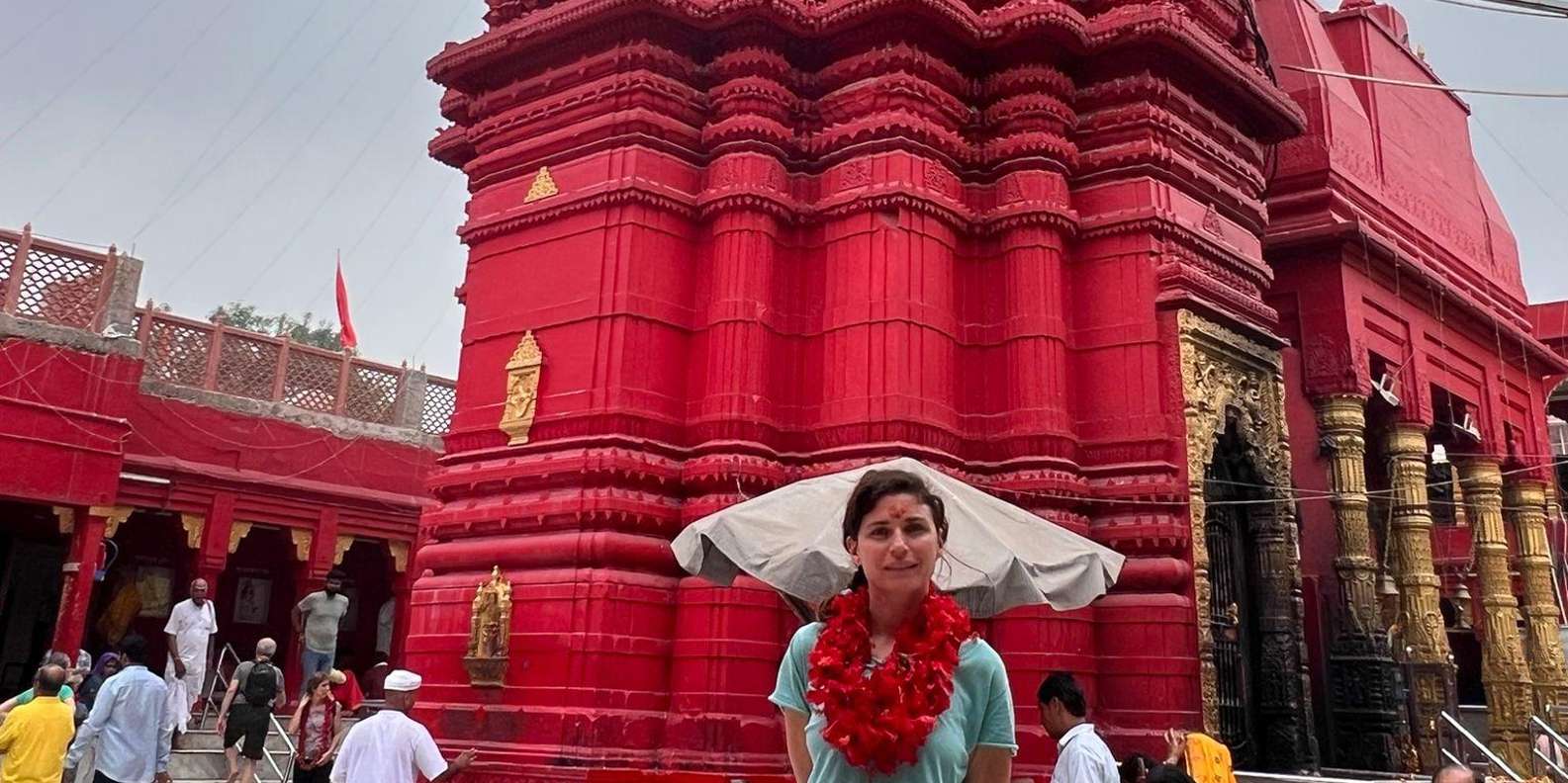 Visita ai templi più grandi di Benares GetYourGuide