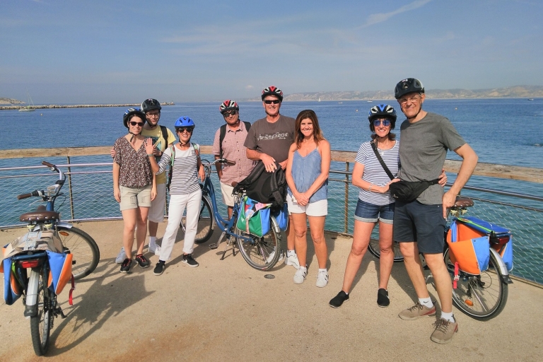Marseille : City & Seaside Half-Day E-Bike Tour Italian speaking guide