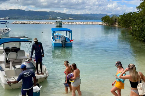 Tubing, parachute ascensionnel et journée à la plage avec TransportionDepuis Montego Bay