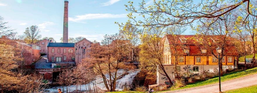 Promenades dans la ville d'Oslo : promenade historique le long de la rivière