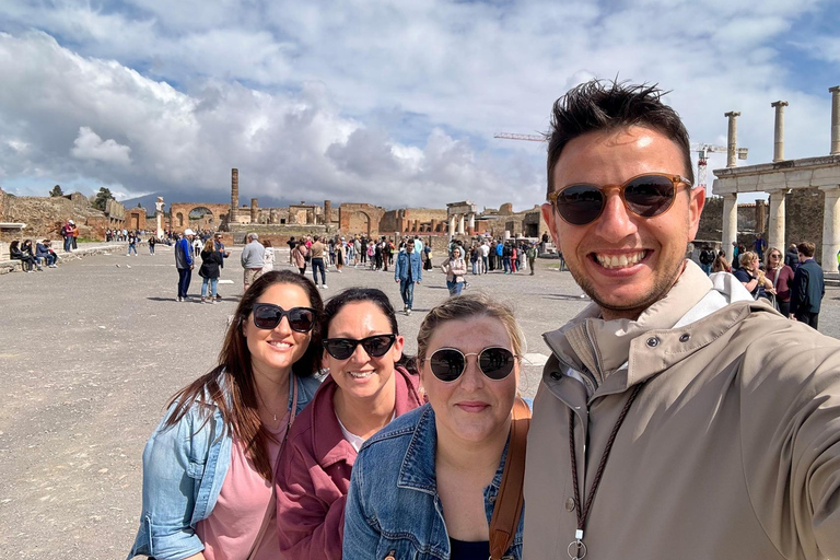 Pompei: Guided Tour for small groups
