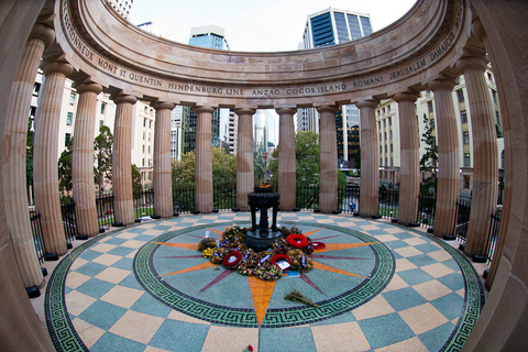 Brisbane: Private Walking Tour with a Local 2 Hours Tour
