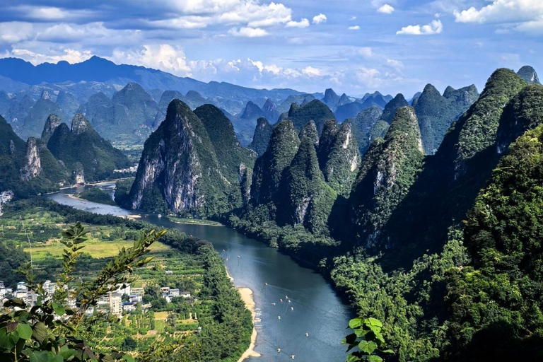 Shared 2-3 Day Guilin Tour: Longji, Li River Cruise + Pickup 3-Day City, Longji & 3-Star Cruise