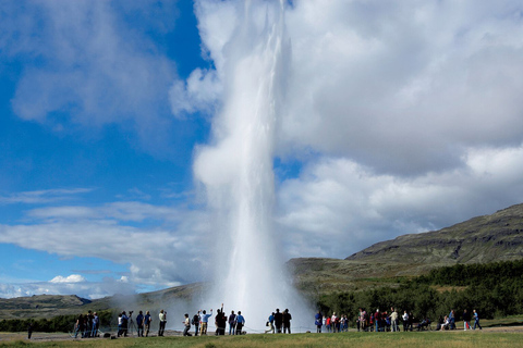 Vanuit Reykjavik: gouden cirkel en kuuroord van Fontana