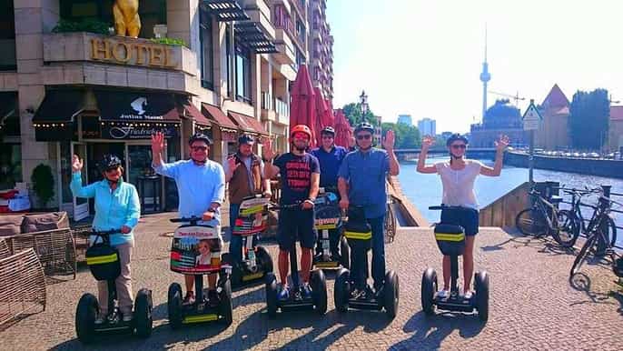 berlin private segwaytour durch ost und west